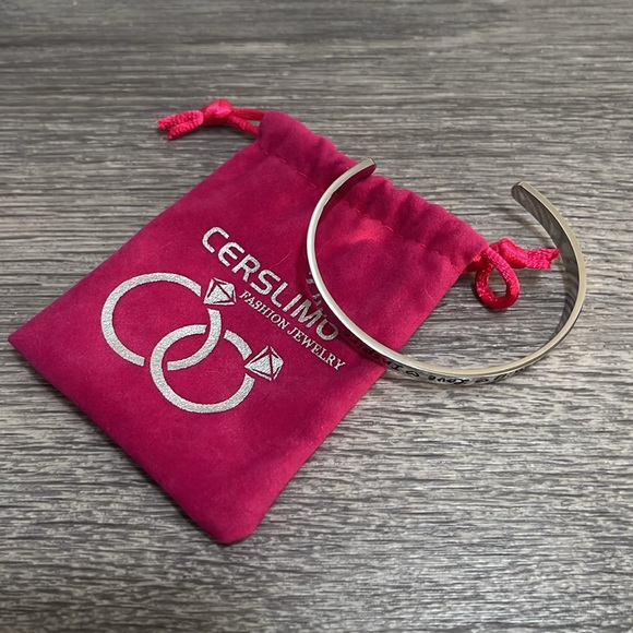 NWT Cerslimo Teacher Appreciation Stainless Steel Cuff Bangle Bracelet - Picture 6 of 11